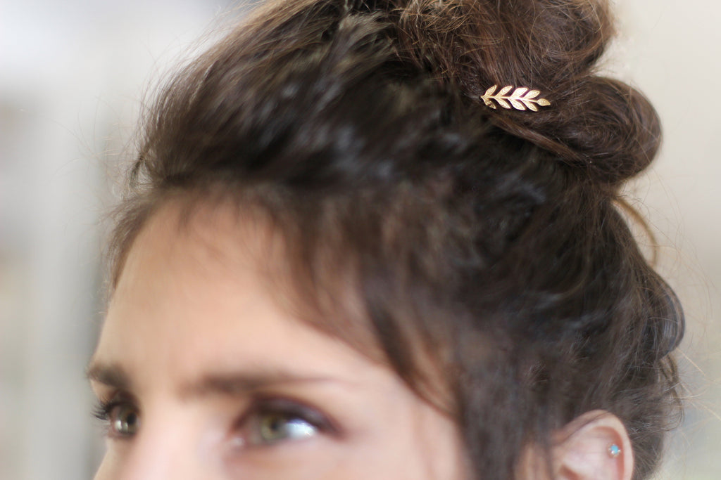 Small Leaf Twig Hair Prong