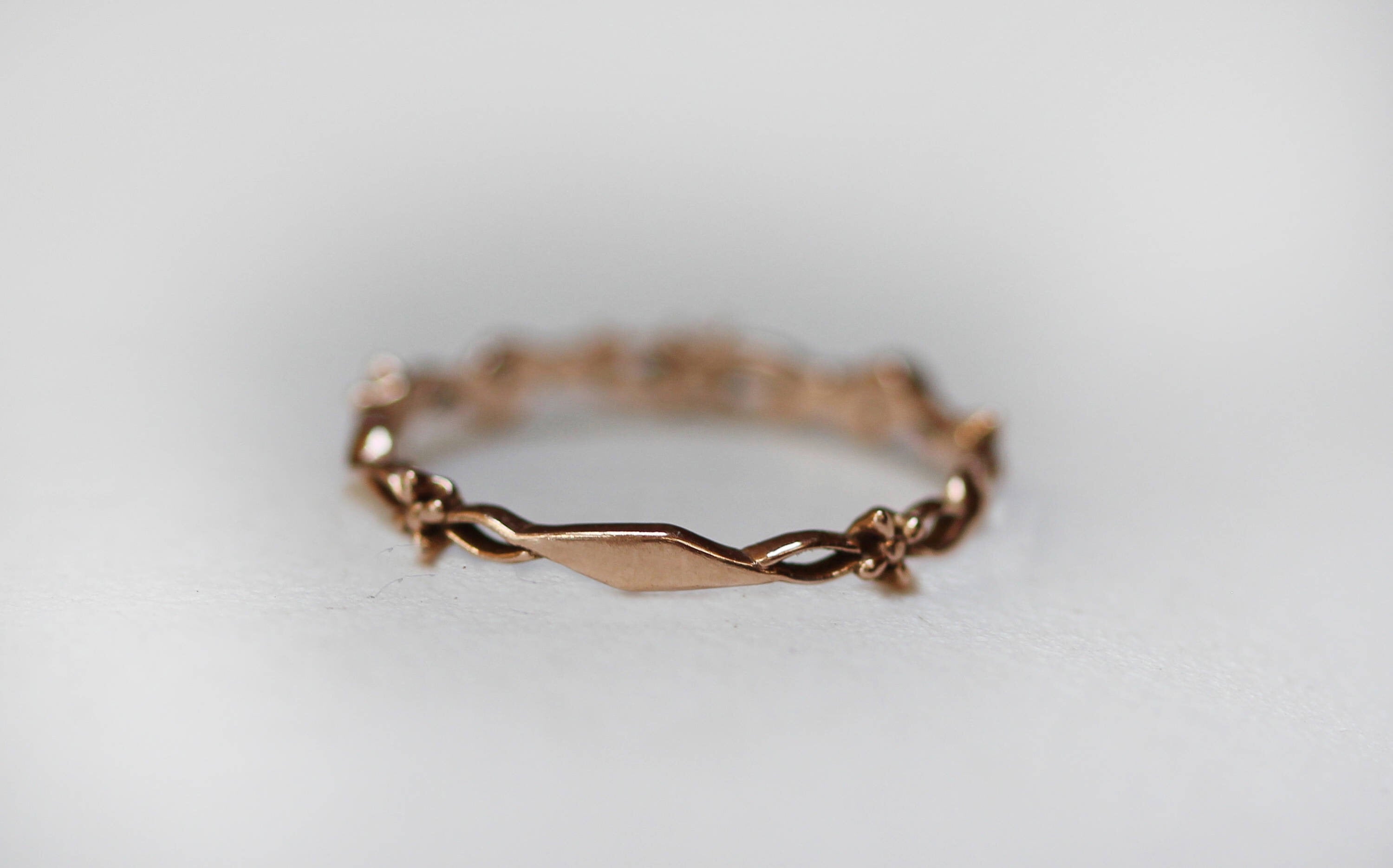 Custom Made* Swirly Floral Loops Diamonds Ring