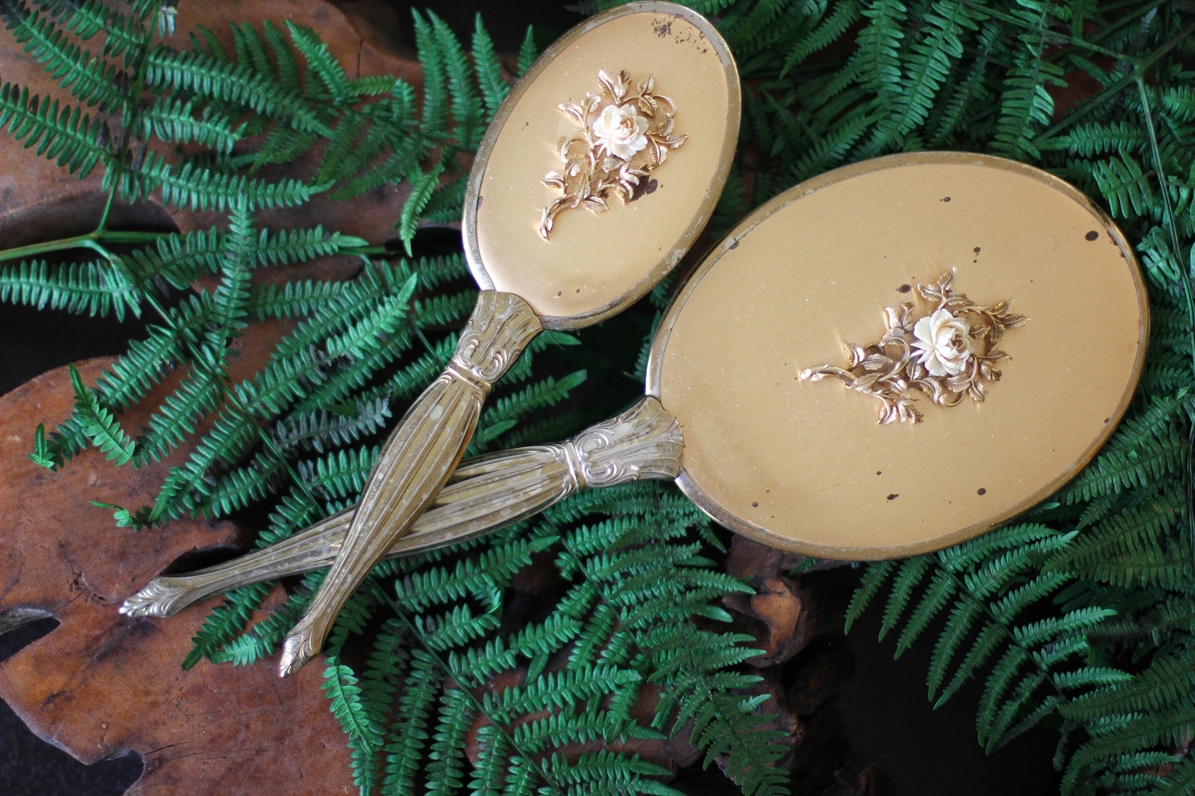 Antique Roses Floral Vanity Set