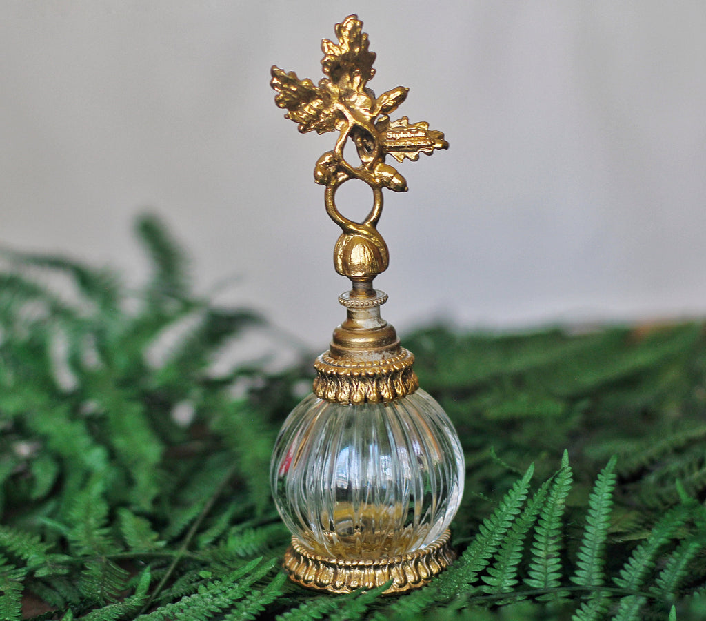 Antique Stylebuilt Ivy Leaves & Acorns Perfume Bottle