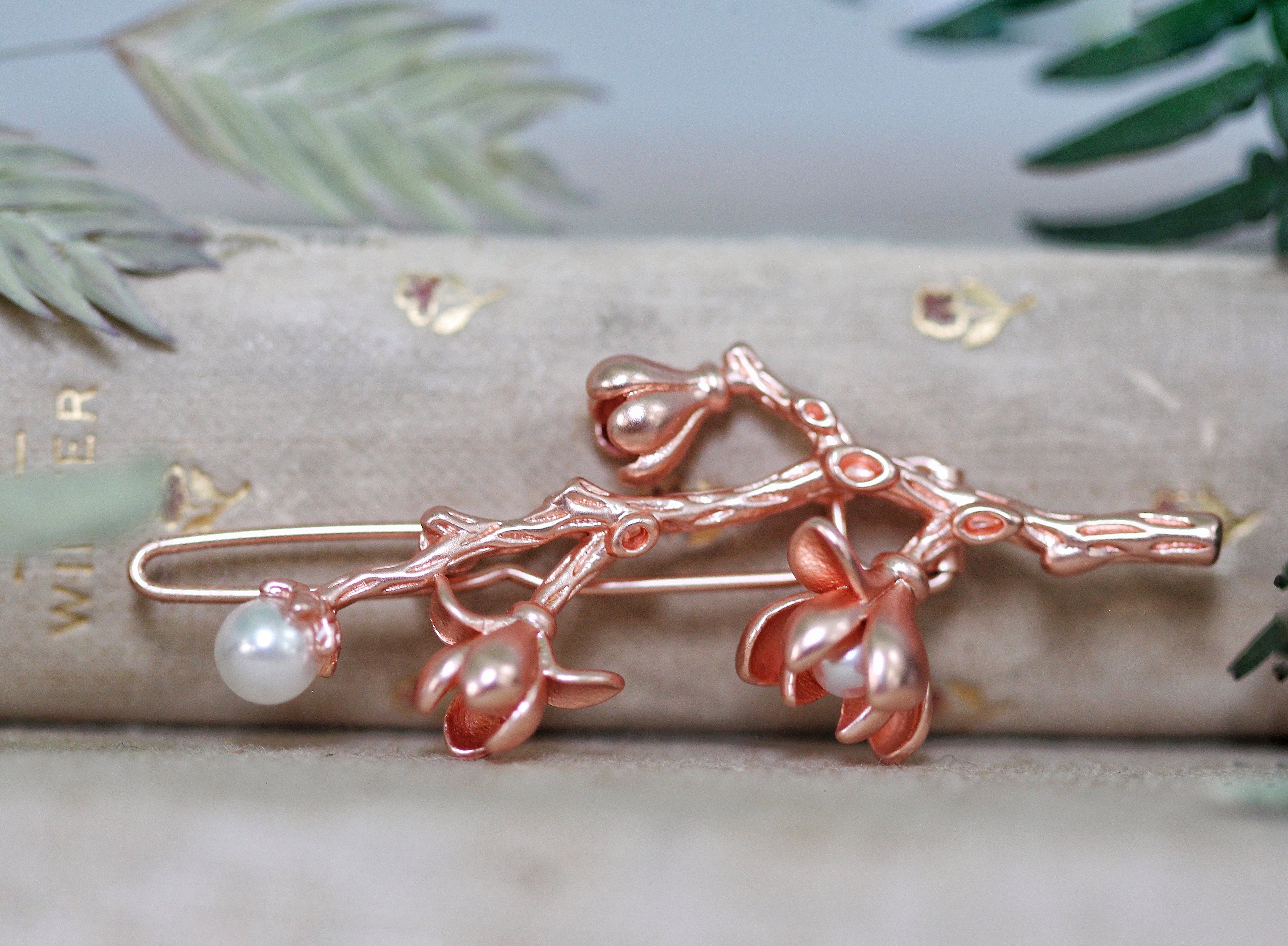 Magnolia Branch Barrette