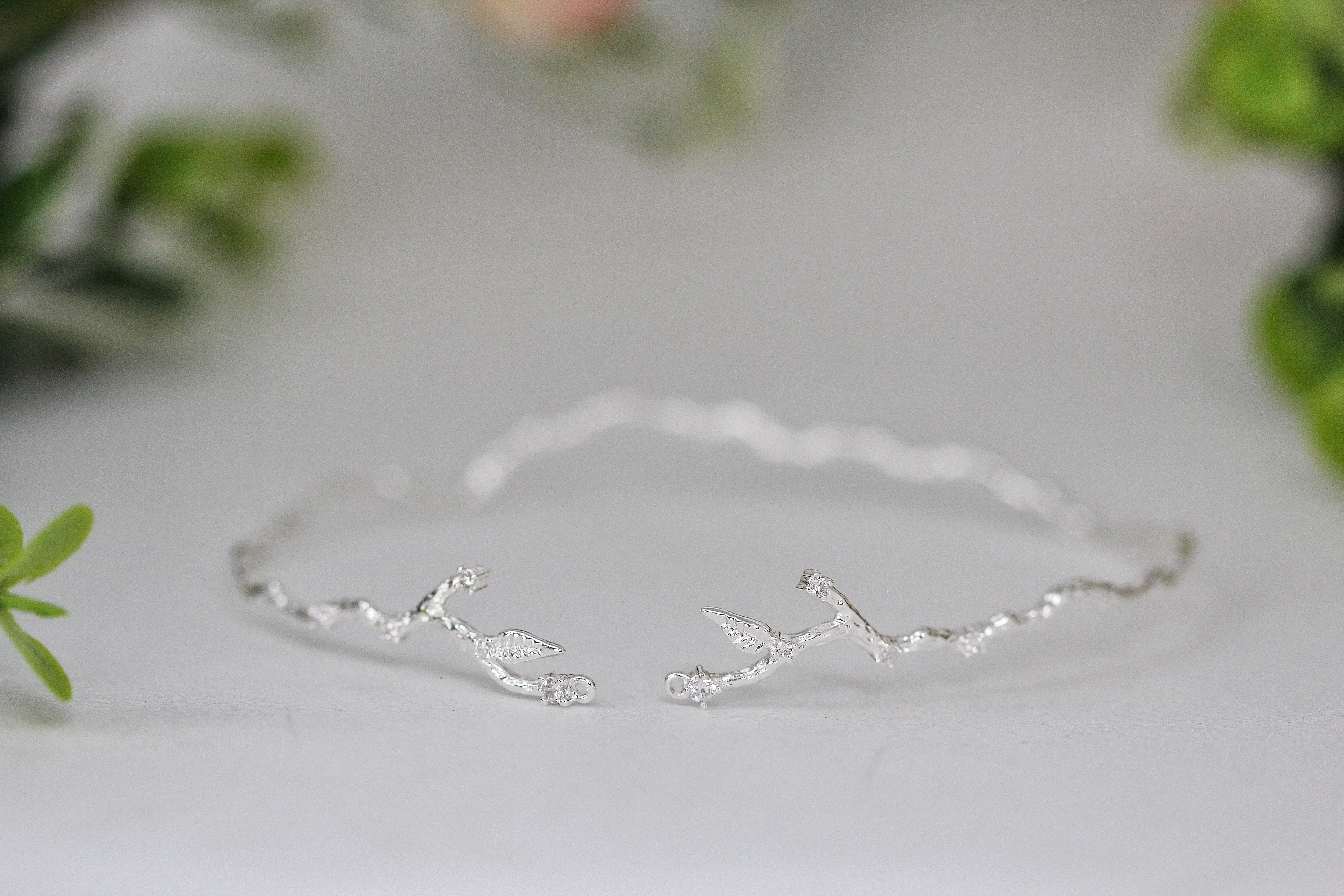 Rustic Branch with Crystals Choker