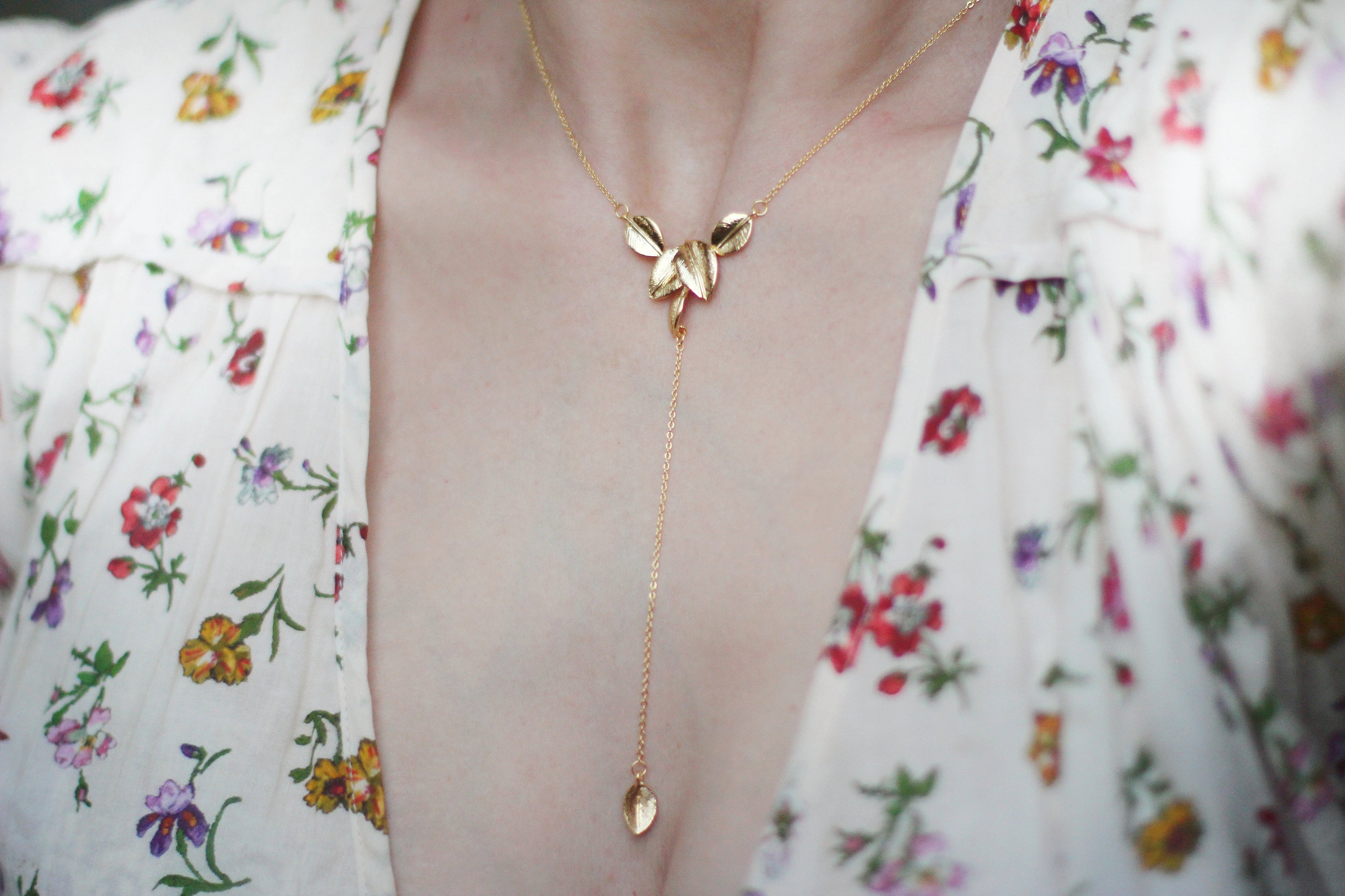 Cluster Leaves Drop Lariat Necklace