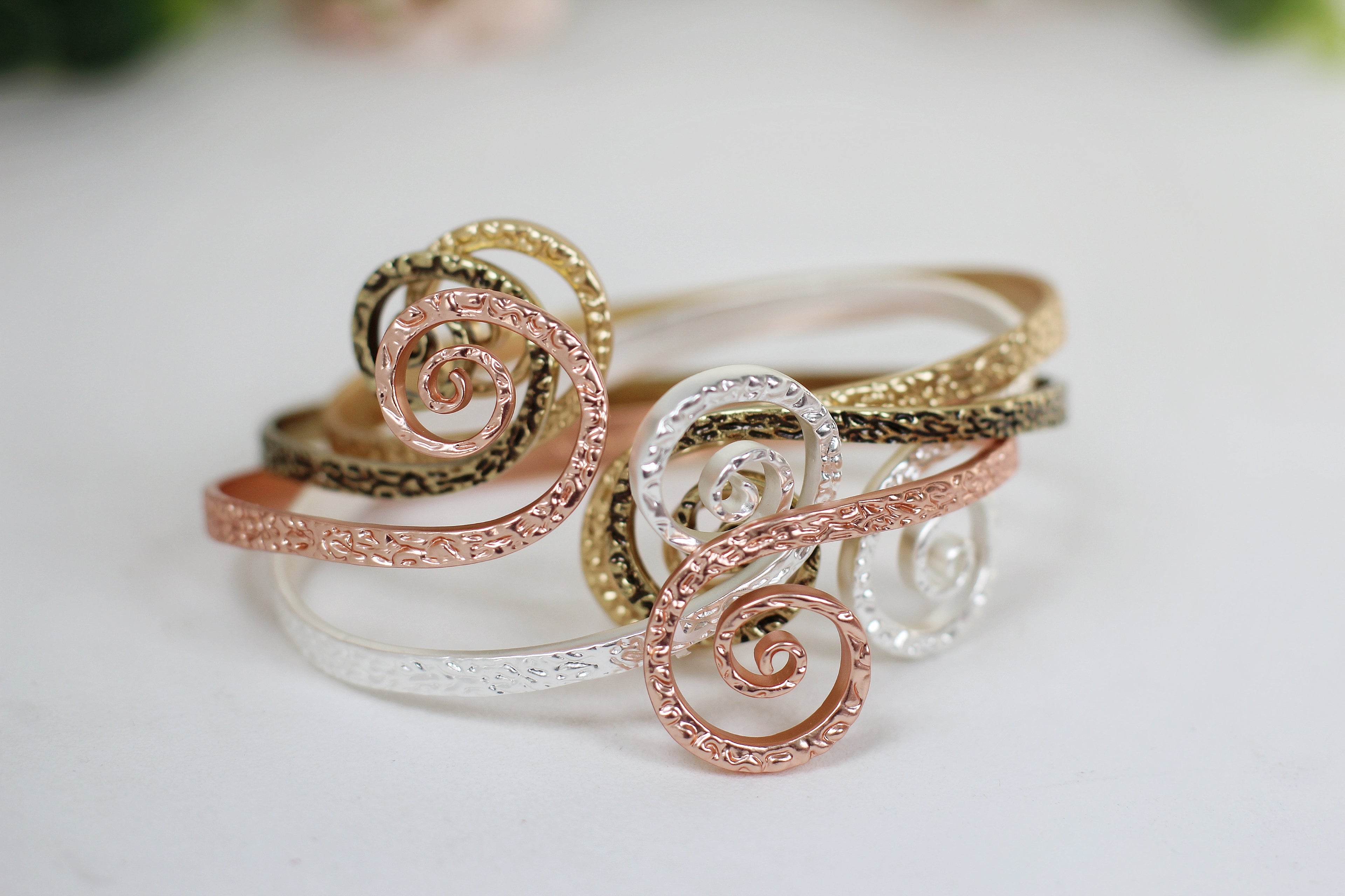 Spiraling Dreams Hammered Armband