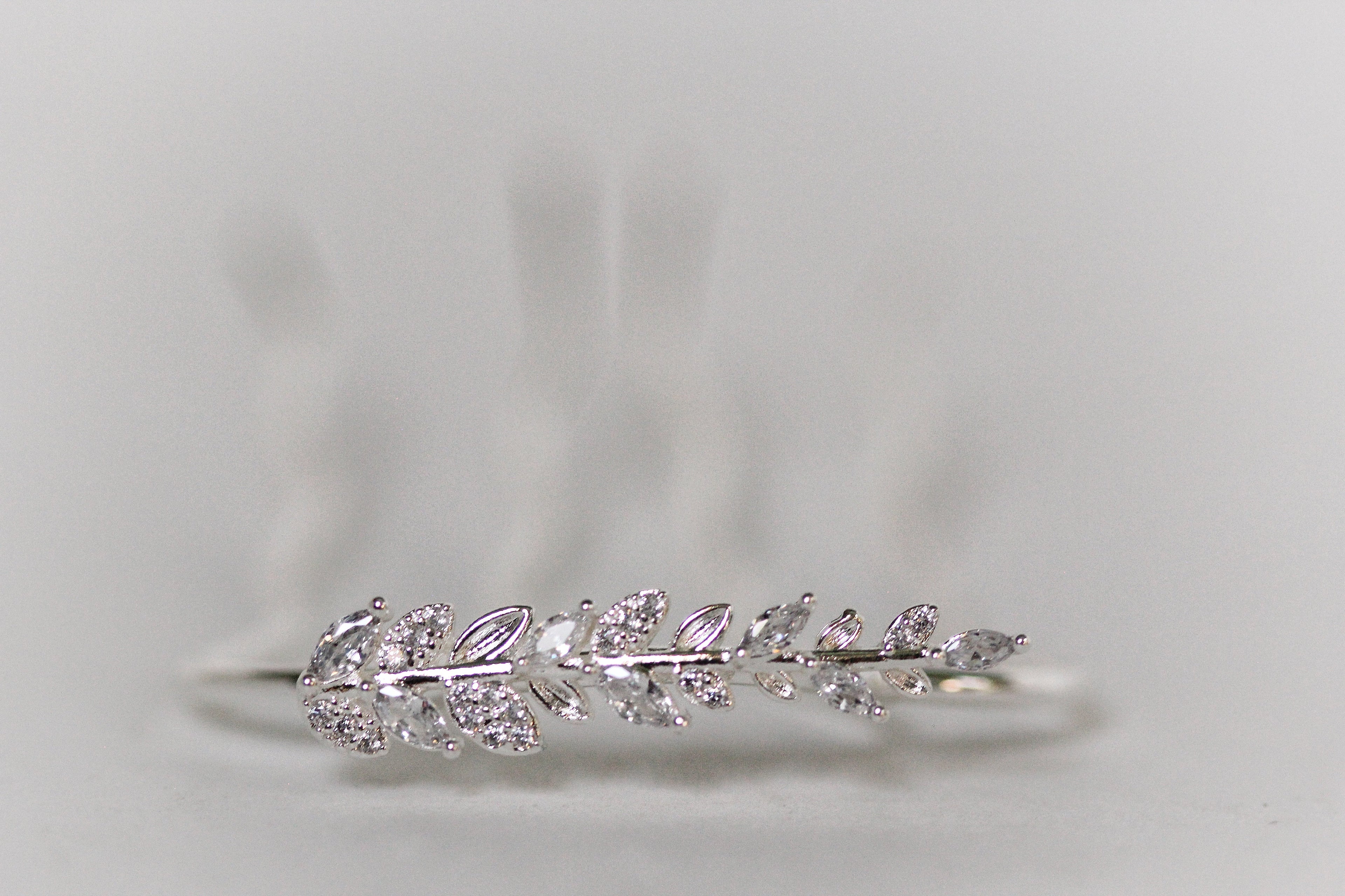 Crystal Leaves Hair Prong