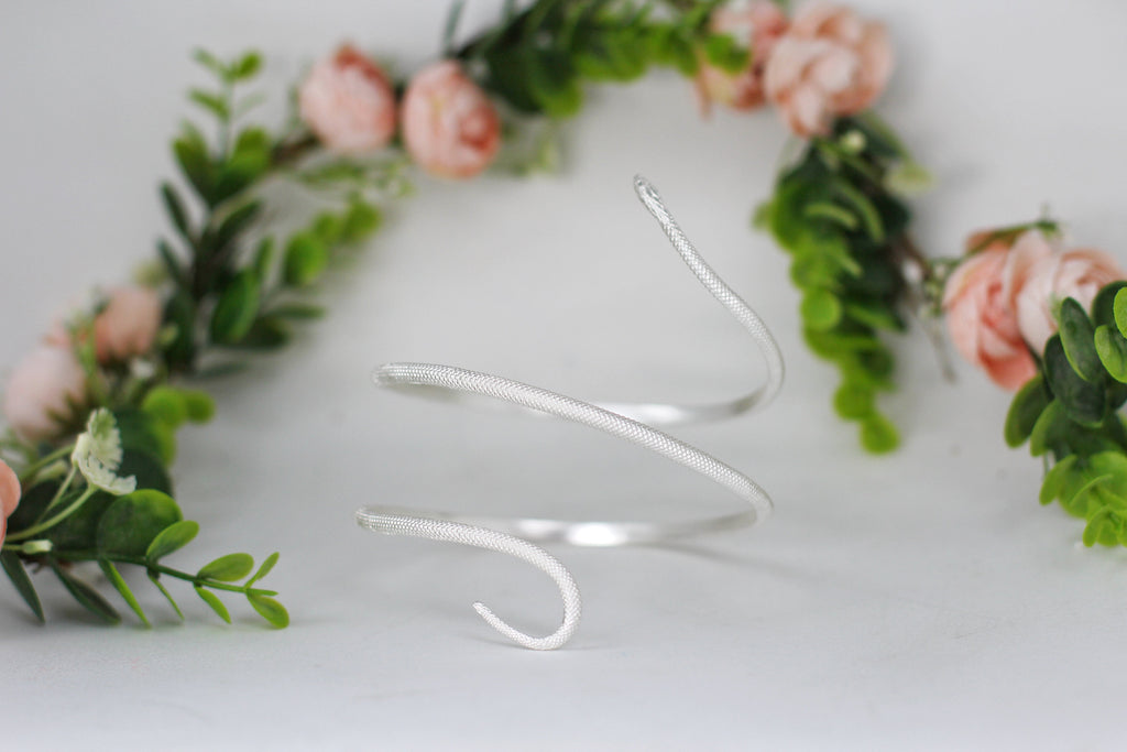 Swirly Snake Armband