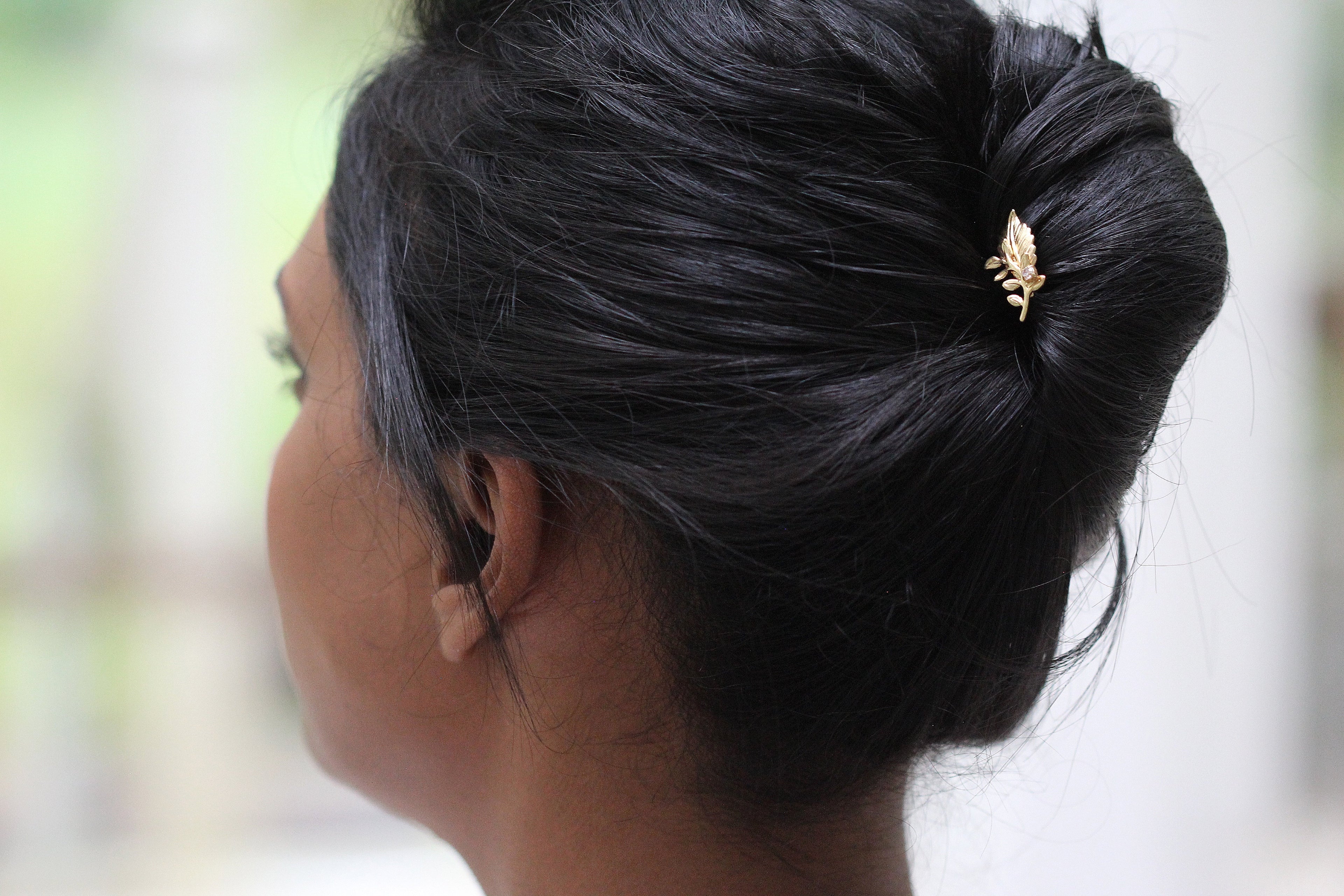 Gia Twig Crystal Leaf Hair Pin