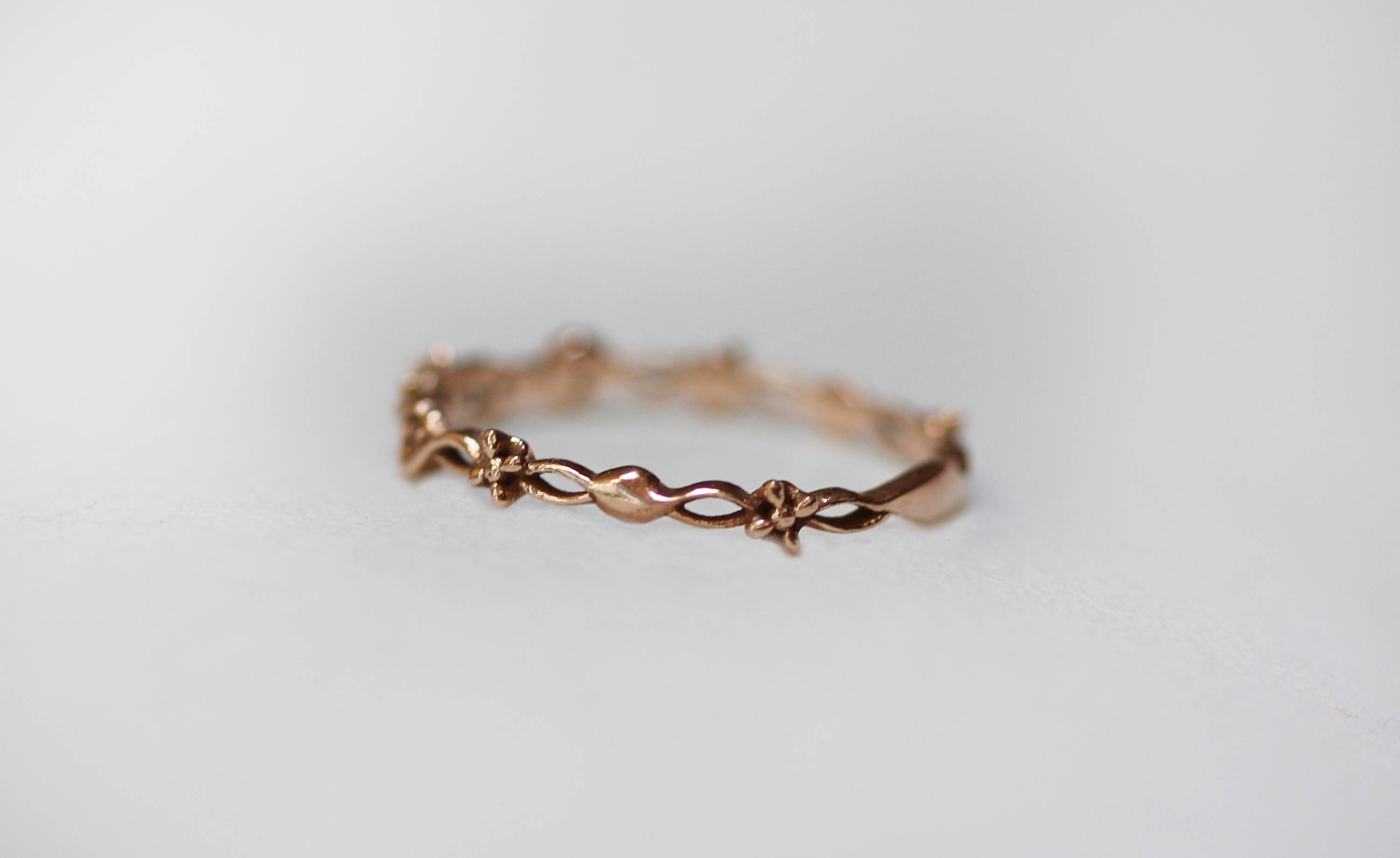 Custom Made* Swirly Floral Loops Diamonds Ring