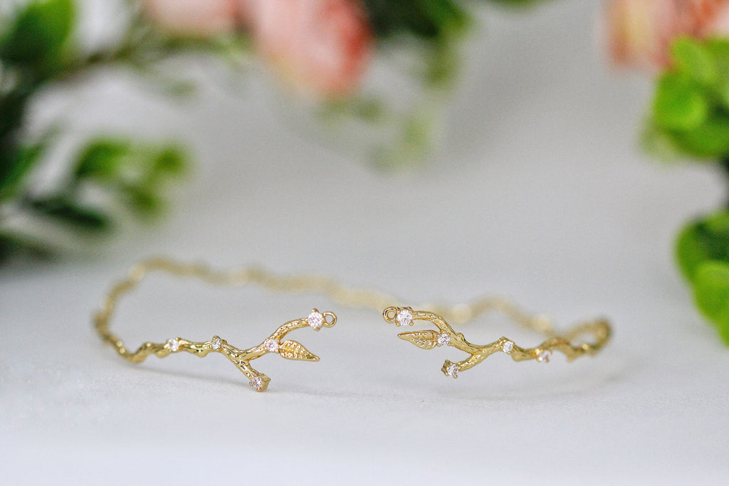 Rustic Branch with Crystals Choker