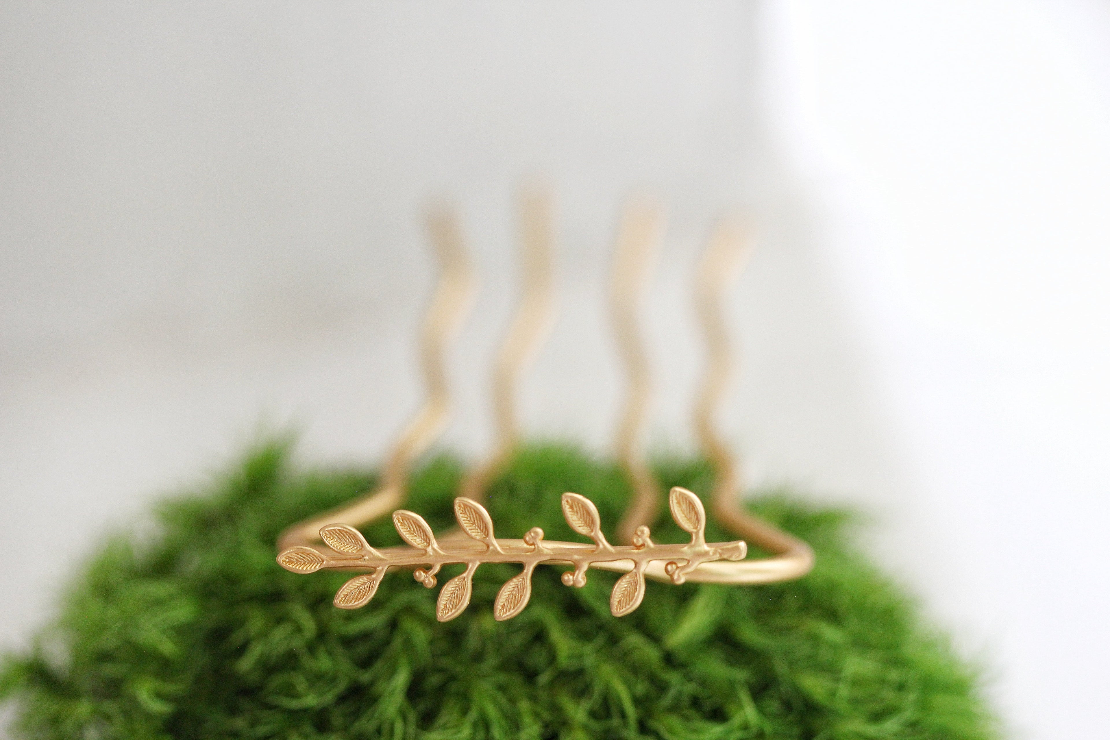 Medium Twig Branch Hair Prong