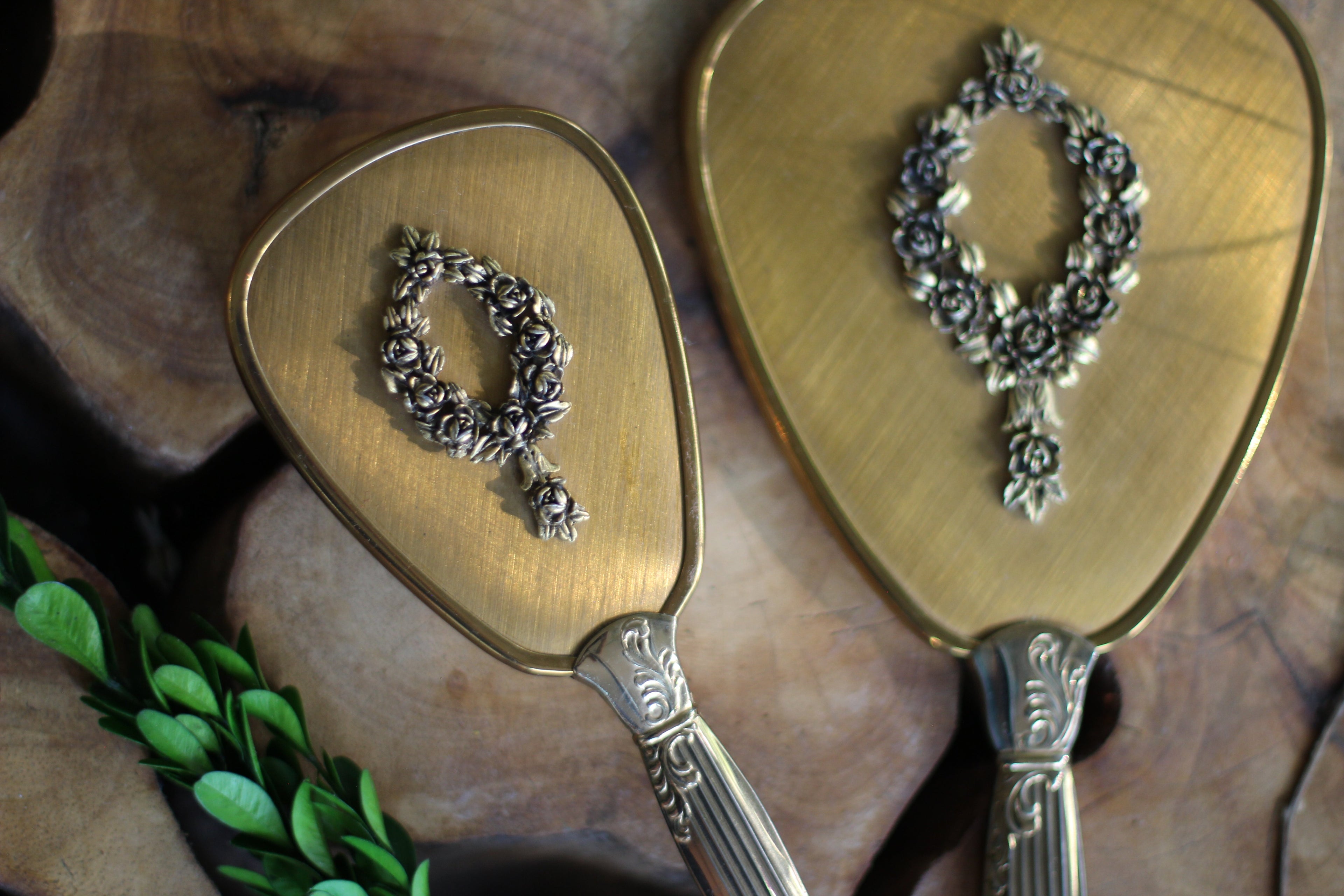 Antique Roses Matson Vanity Set