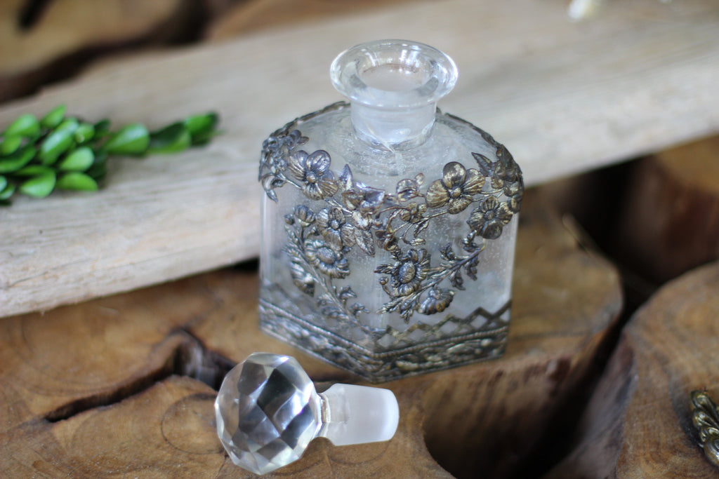 Antique Silver Floral Collar Perfume Bottle