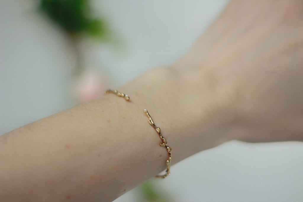 Rustic Dainty Branch Pearls Bracelet