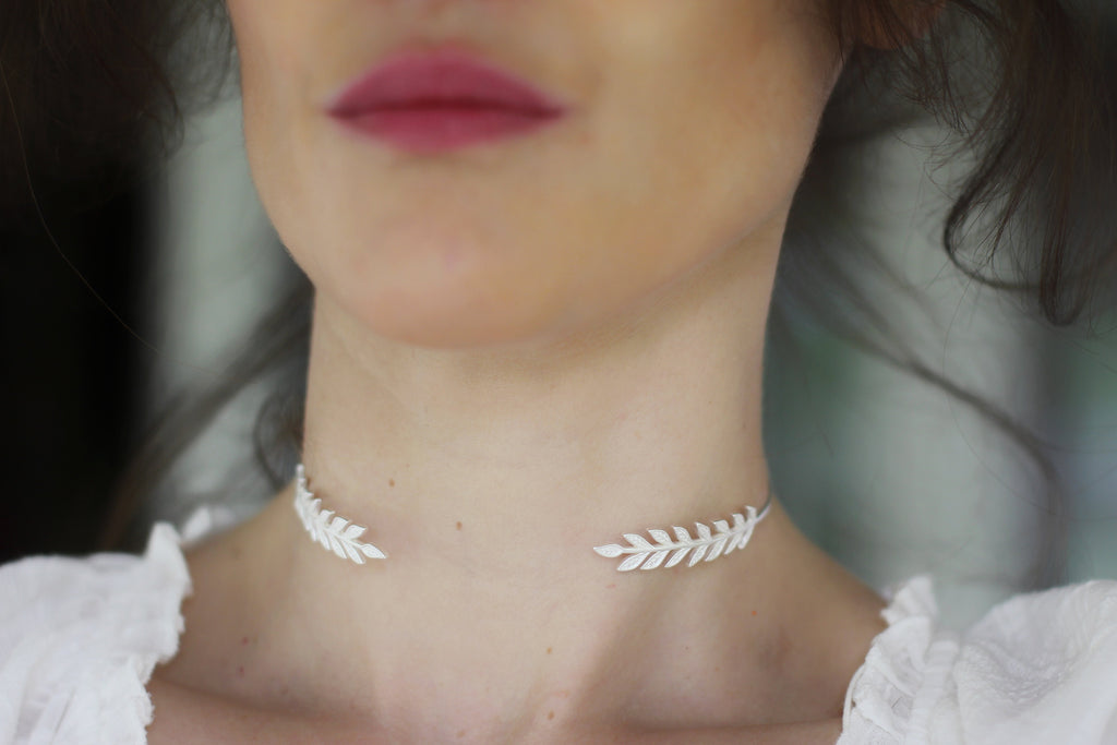 Dainty Twigs Choker