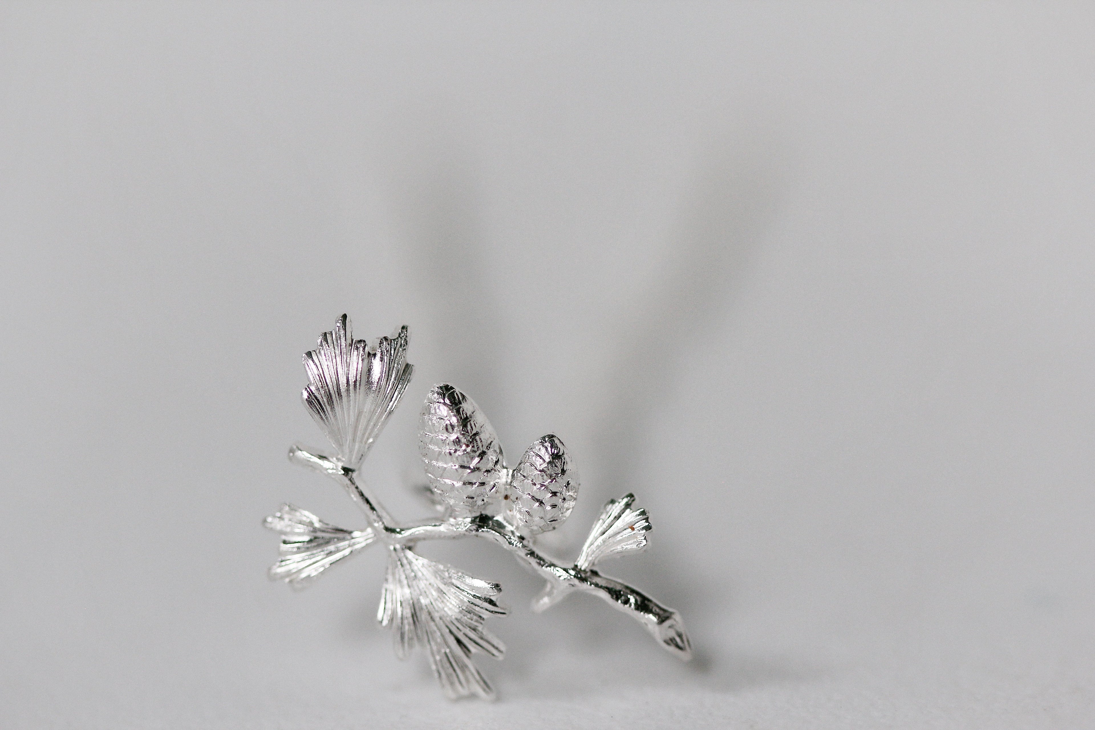 Baby Pinecone Hair Prong