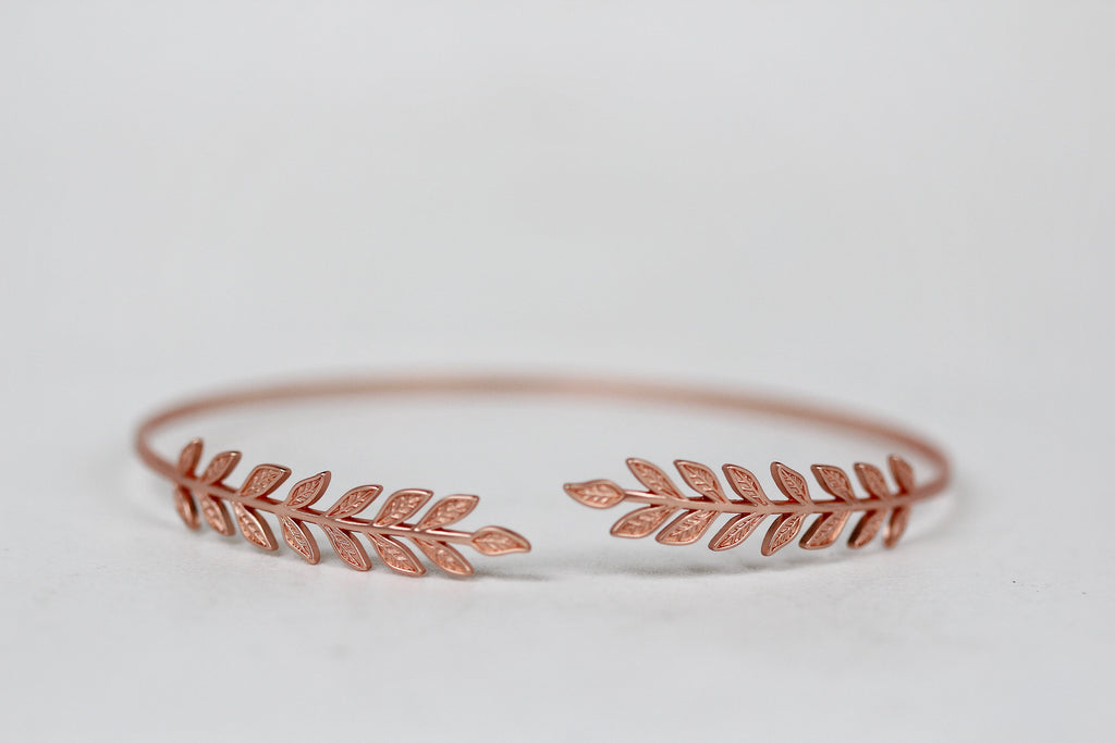 Dainty Twigs Choker