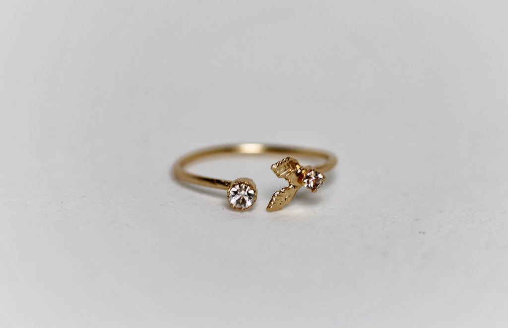 Ariel Crystals Leaves Ring