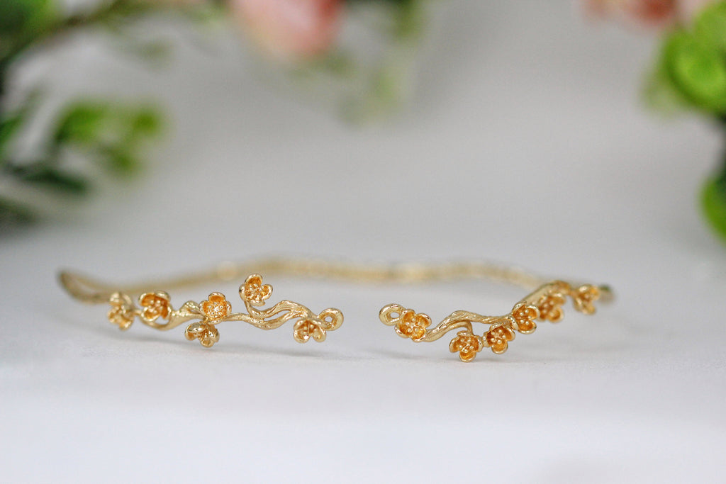 Cherry Blossom/Sakura Branch Floral Choker